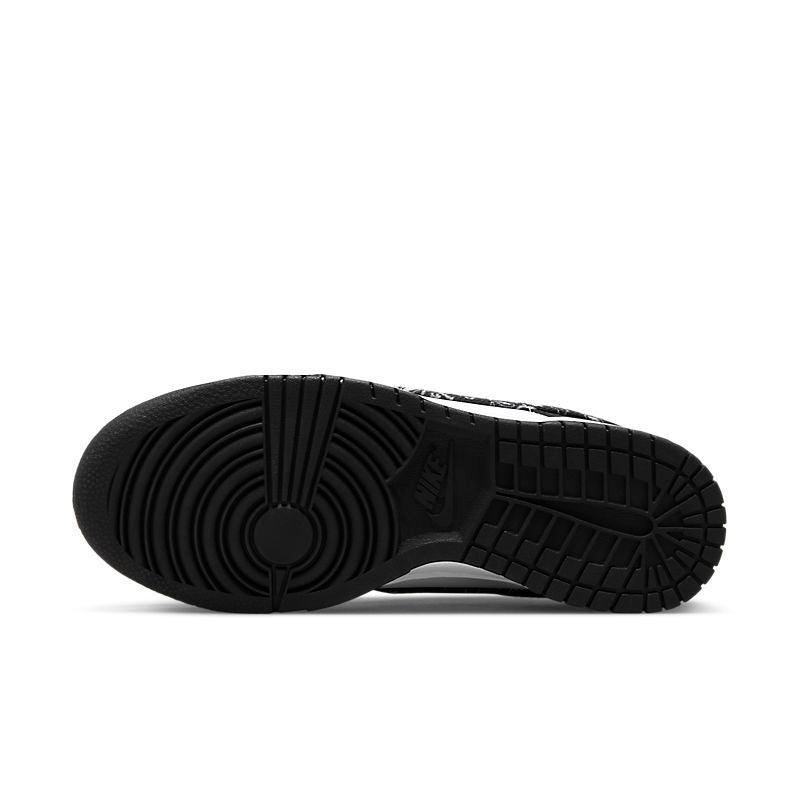Nike Dunk Low &