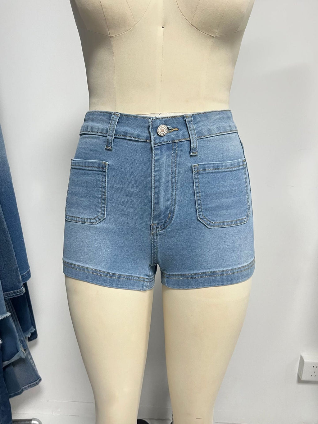 Women Denim Shorts Comfortable Classic Washed Stretch Shorts