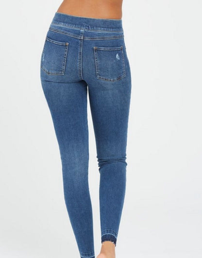 Distressed Ankle Skinny Jeans