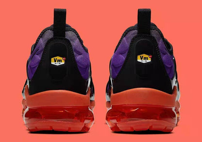 Nike Air VaporMax Plus &