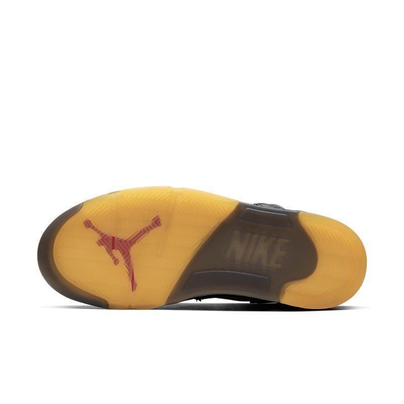 AIR JORDAN 5 RETRO SP &