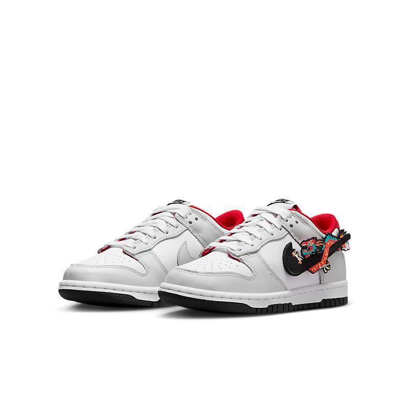 Nike Dunk Low &