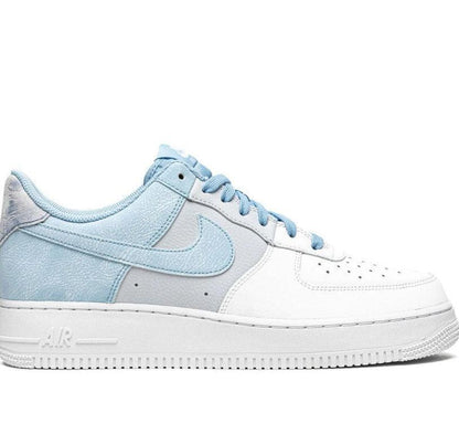 Nike Air Force 1 &