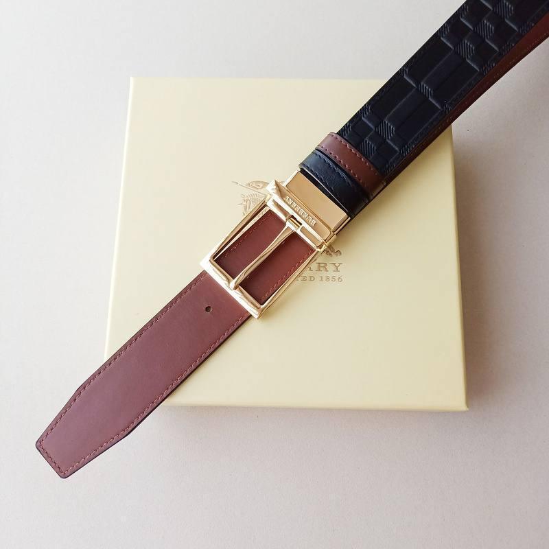Burberry Leather Vintage Belt &