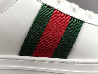 Gucci Ace GG Supreme Sneakers with Embroidered Bee