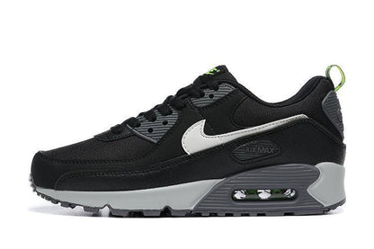 Nike Air Max 90 &