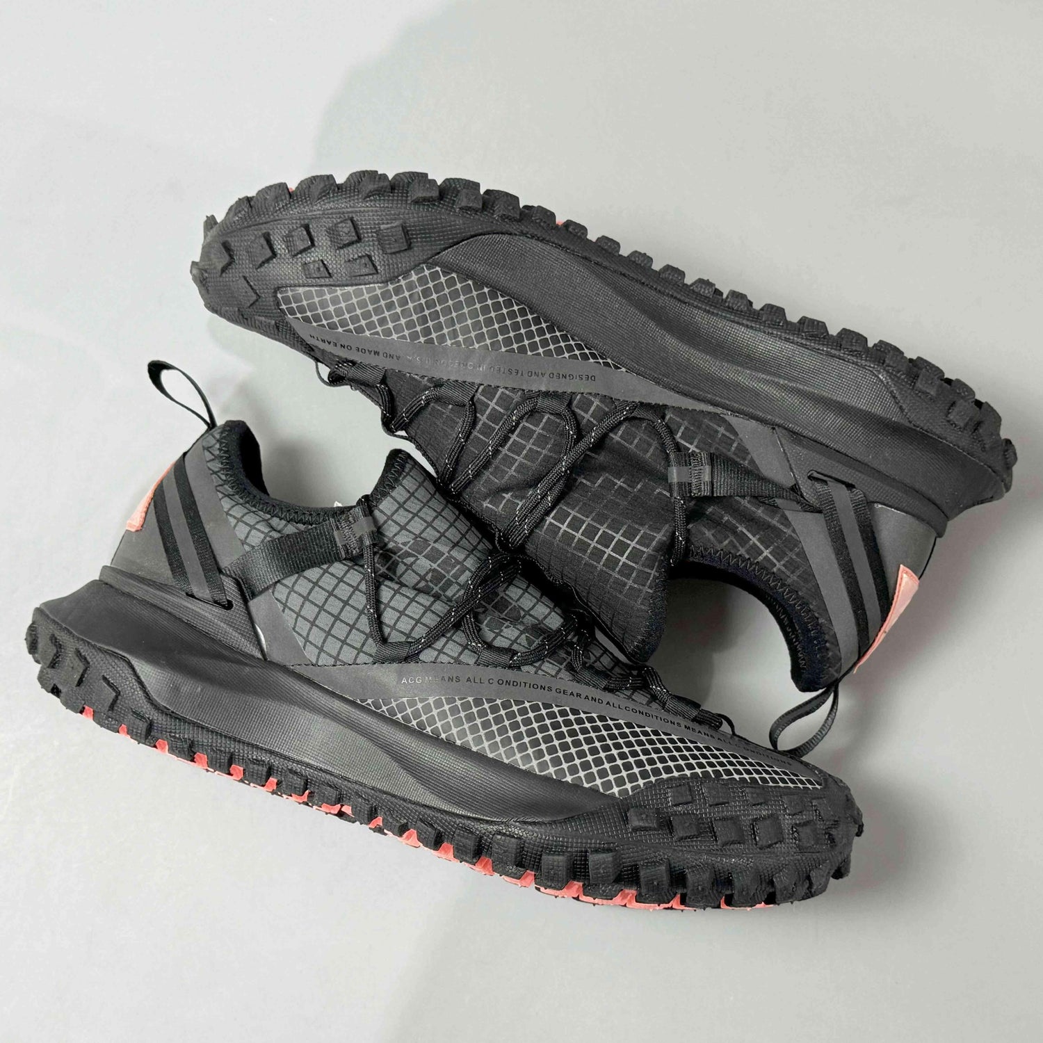 Nike ACG Mountain Fly Low &