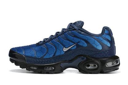 Nike Air Max Plus &