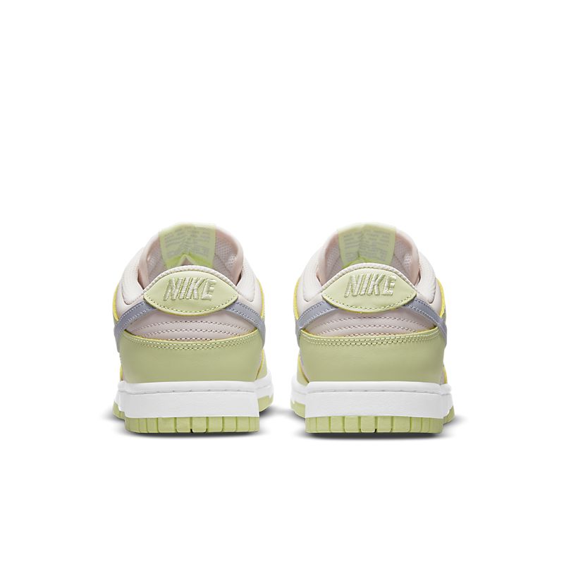 Nike Dunk Low &