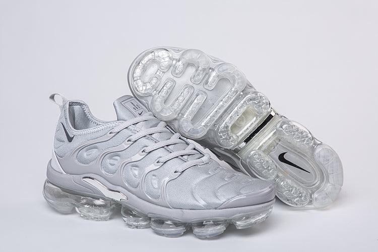Nike Air VaporMax Plus &