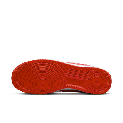 Nike Air Force 1 &