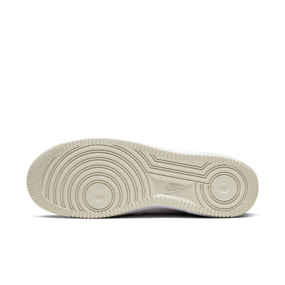 NikeAir Force 1 Low &