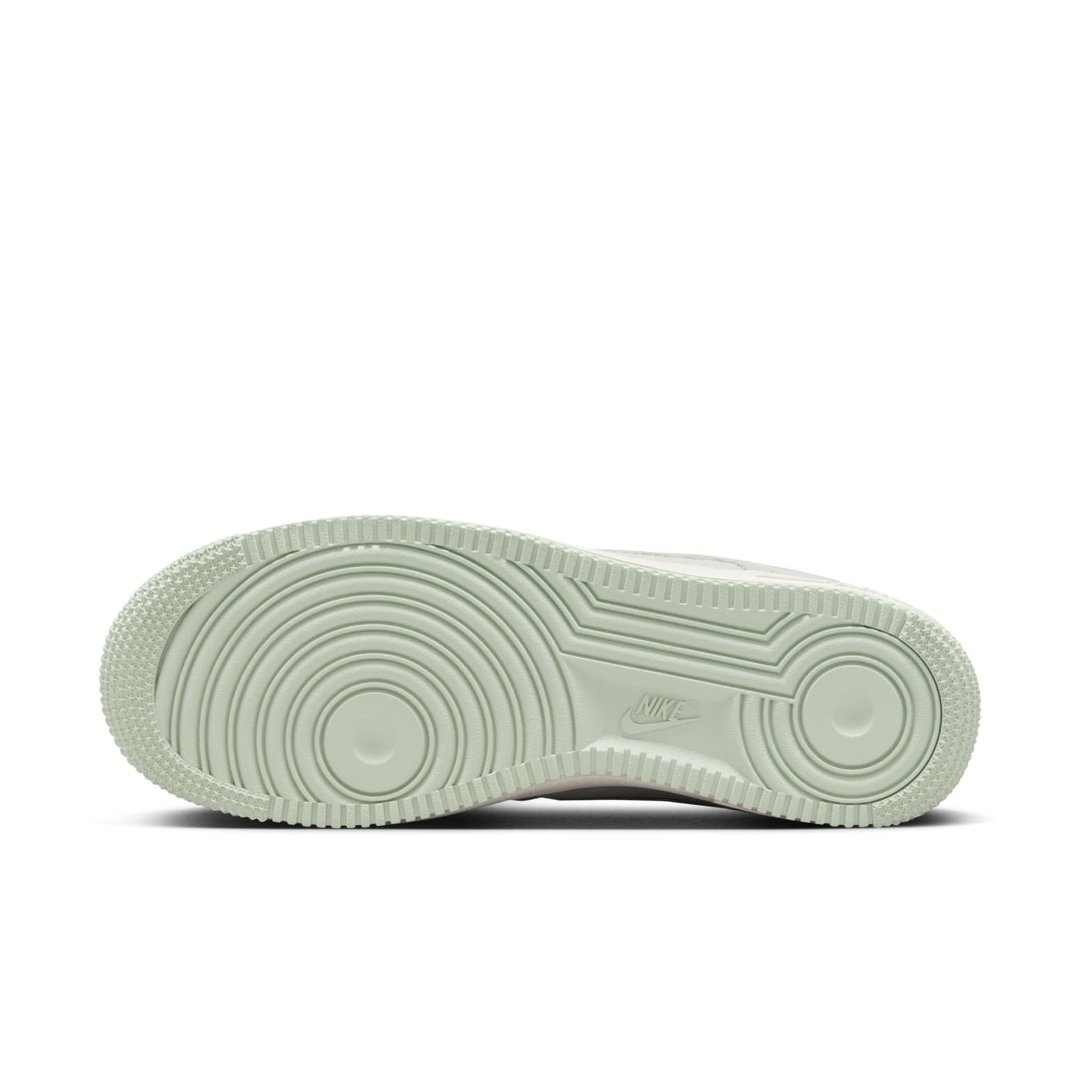 Nike Air Force 1 &