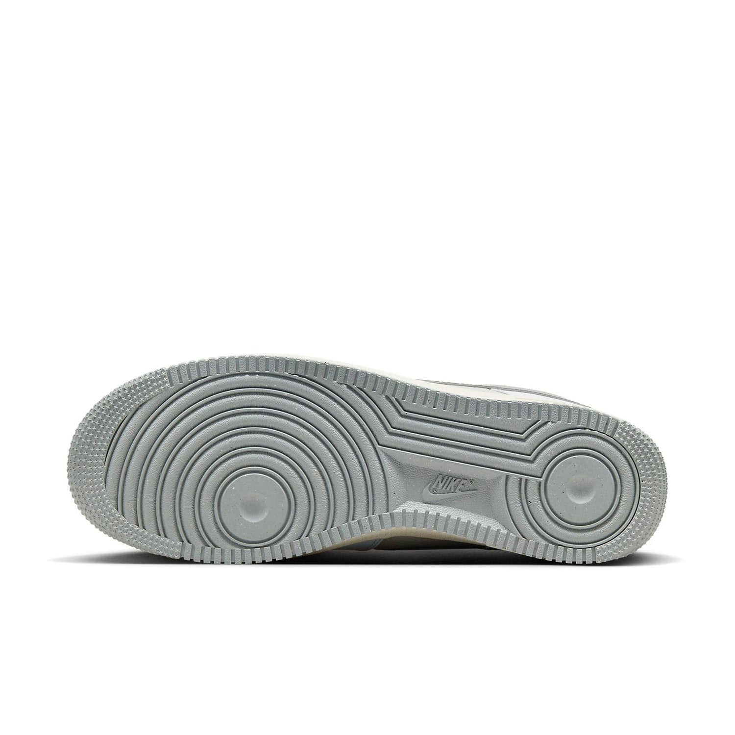 Nike Air Force 1 &