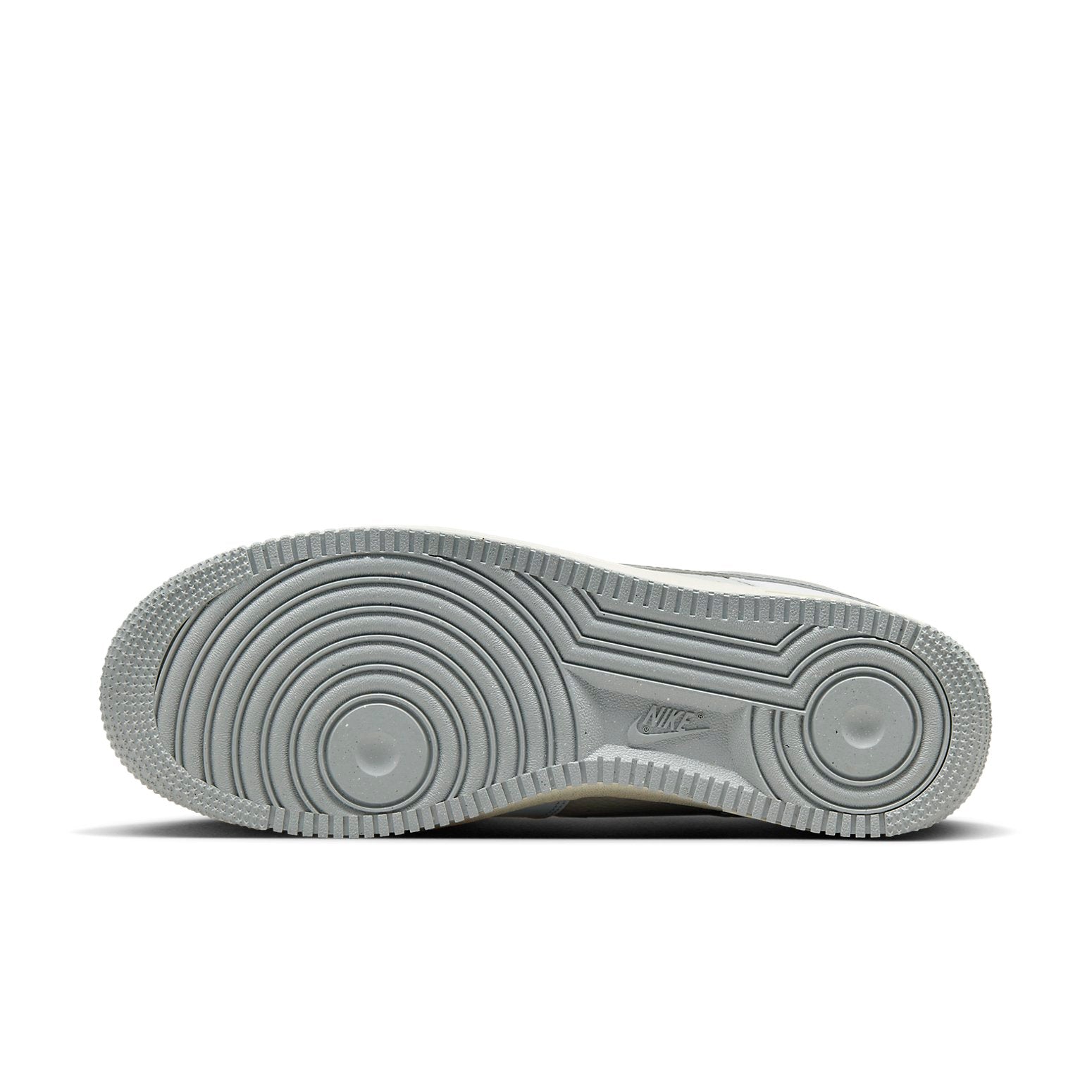 Nike Air Force 1 &