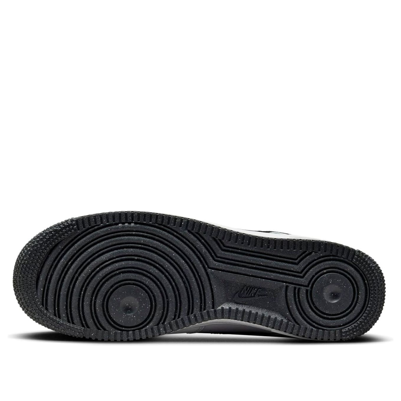 Nike Air Force 1 &