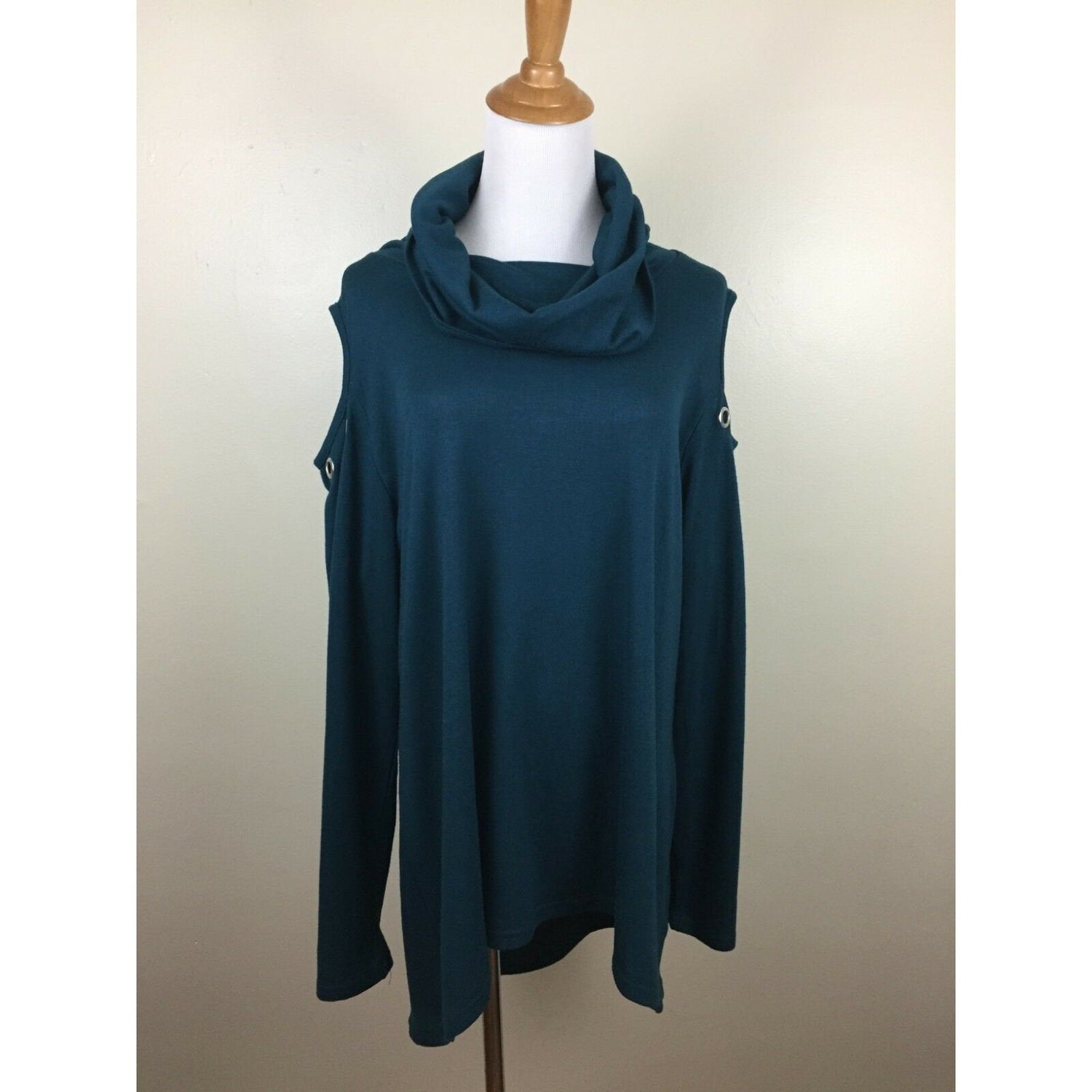 Belldini Womens Cut Out Sleeve Back Cowl Neck Shirt, 2X