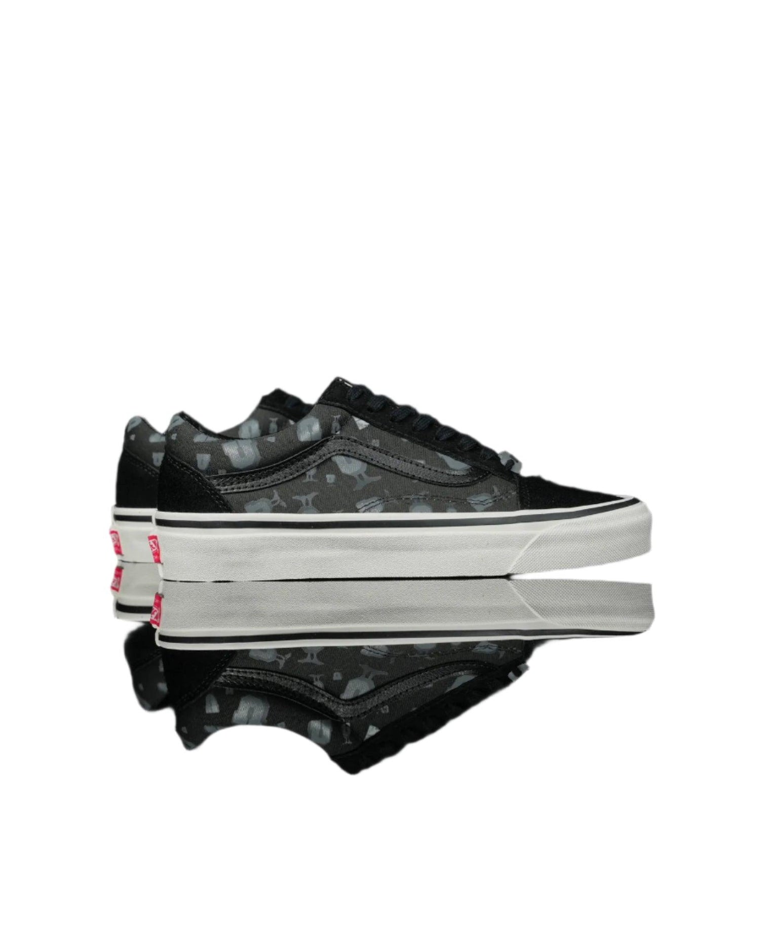 UNDEFEATED X VANS OG OLD SKOOL LX - &
