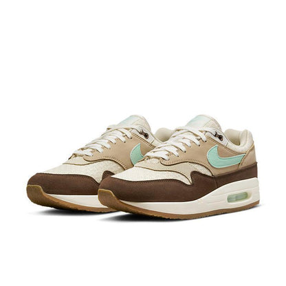 Nike Air Max 87 &