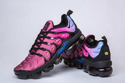 Nike Air VaporMax Plus &