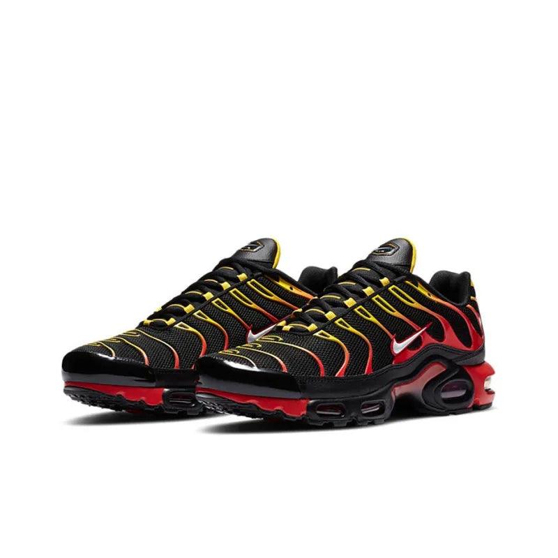 Nike Air Max Plus &