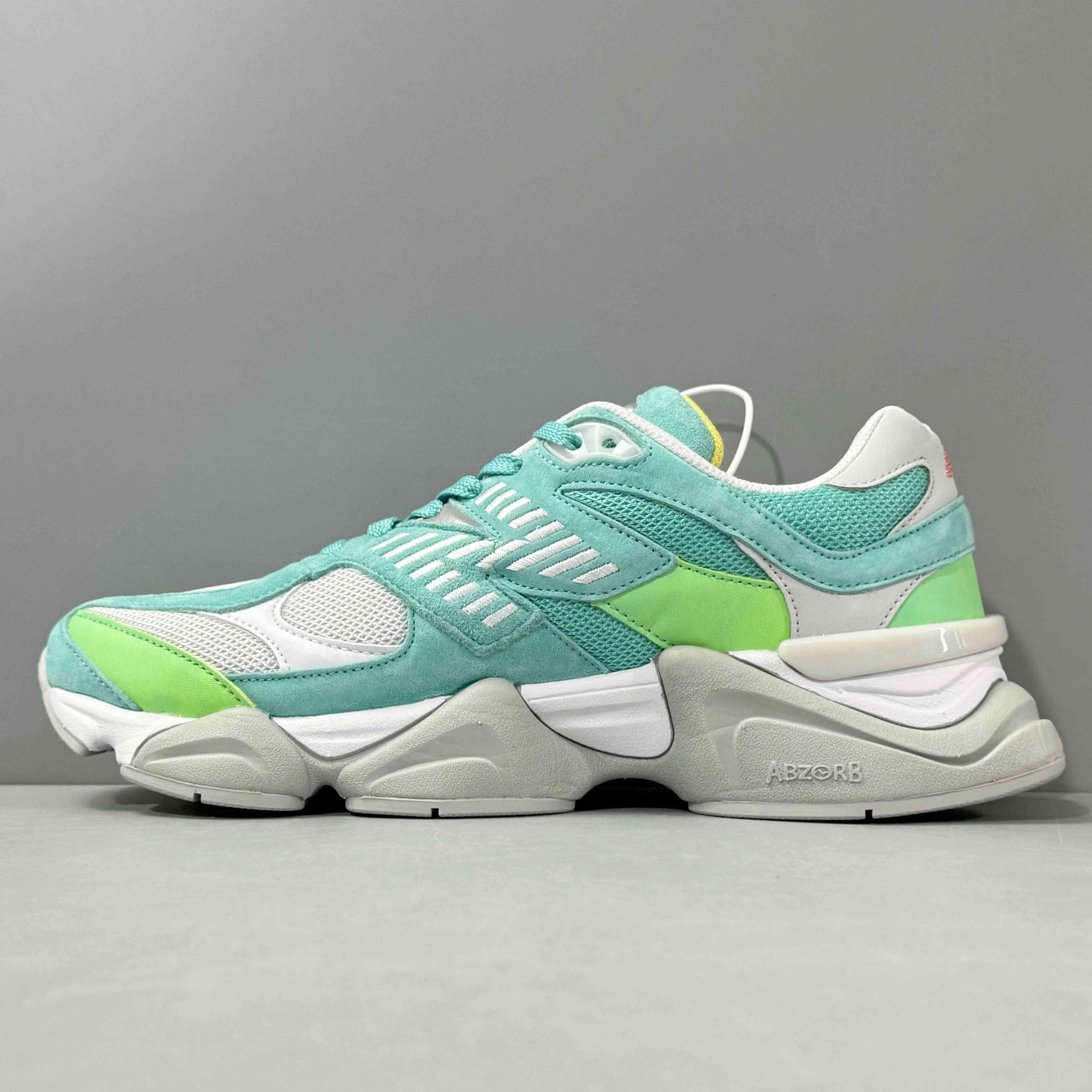 New Balance 9060 &