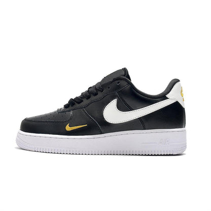 Nike Air Force 1 &