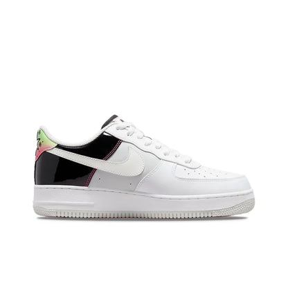 Nike Air Force 1 Low &