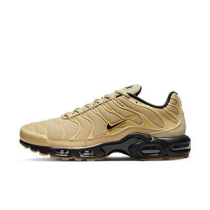 Nike Air Max Plus &