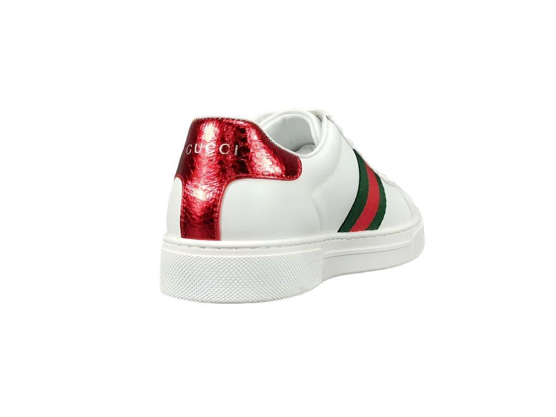 Gucci Ace GG Supreme Sneakers with Embroidered Bee