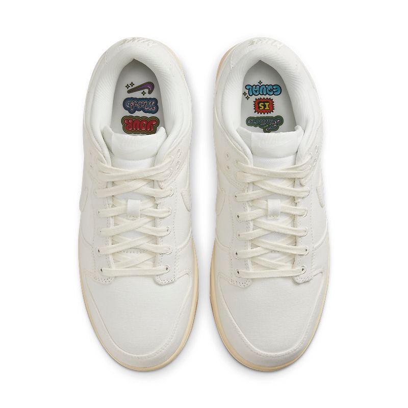 Nike Dunk Low &