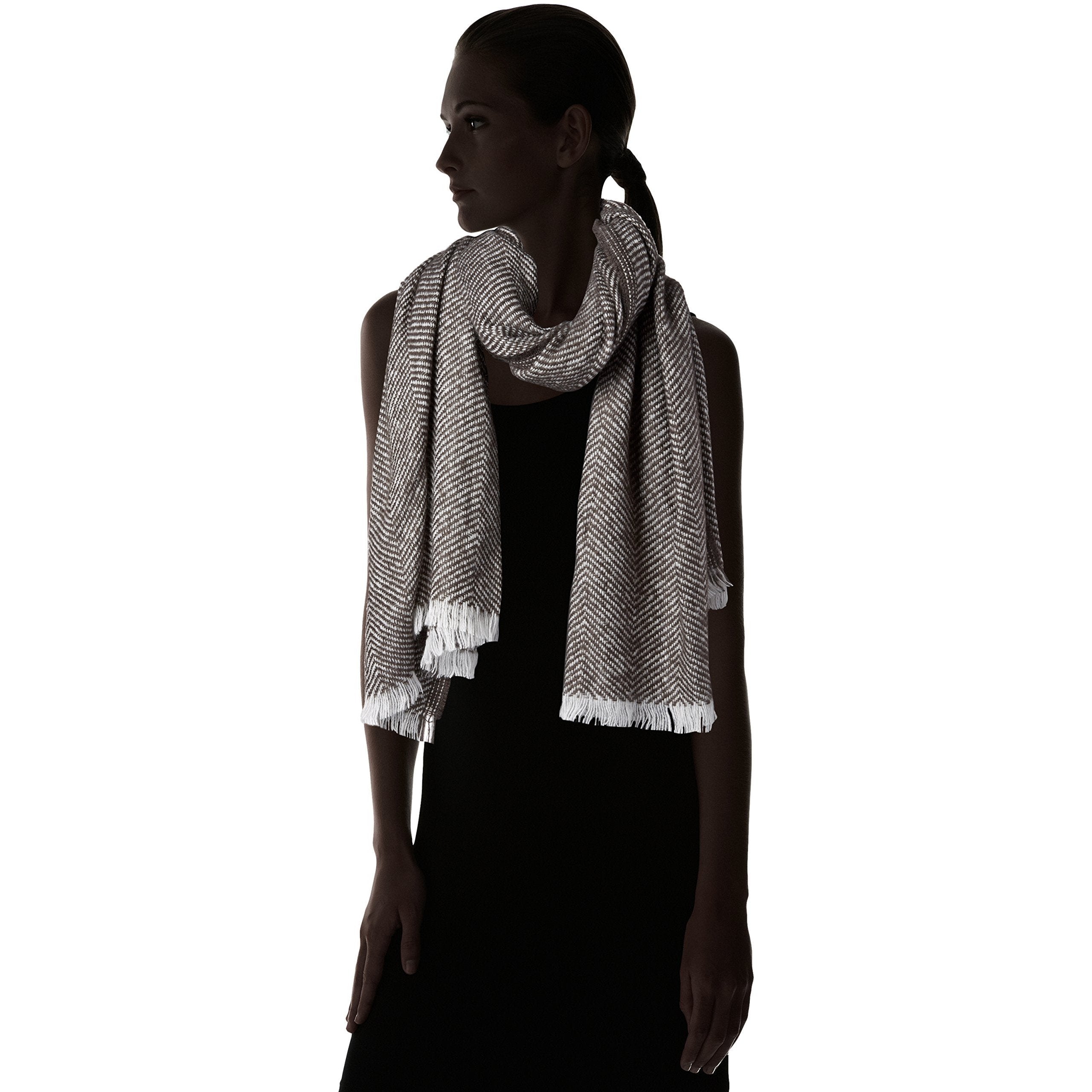David &amp; Young Womens Herringbone Blanket Wrap, Black, One Size
