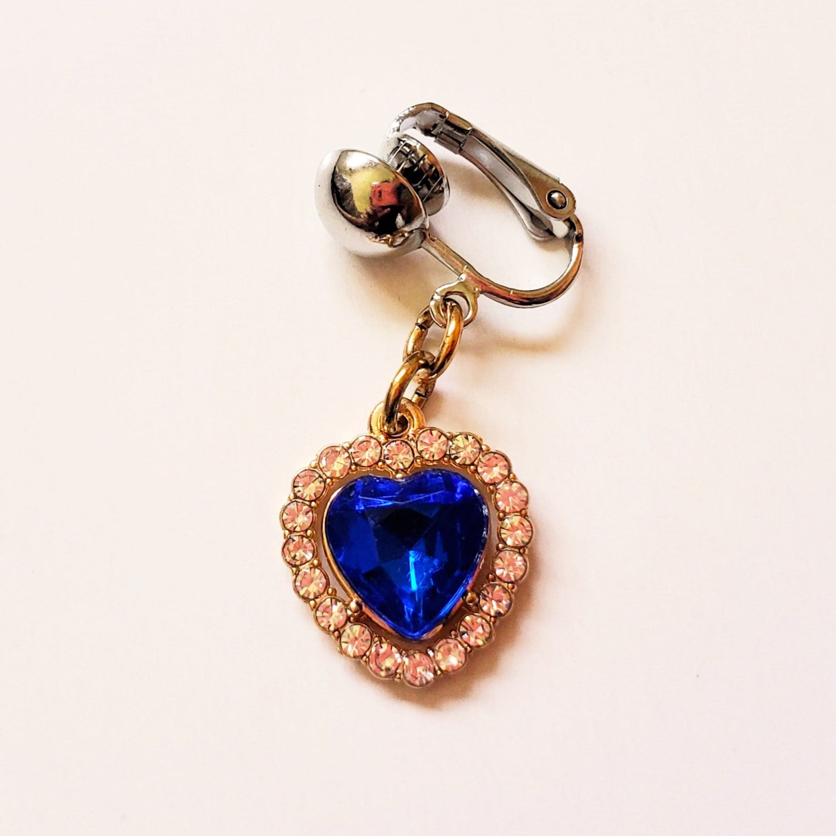 Clip On Heart Rhinestone Pussy Jewelry Four Colors