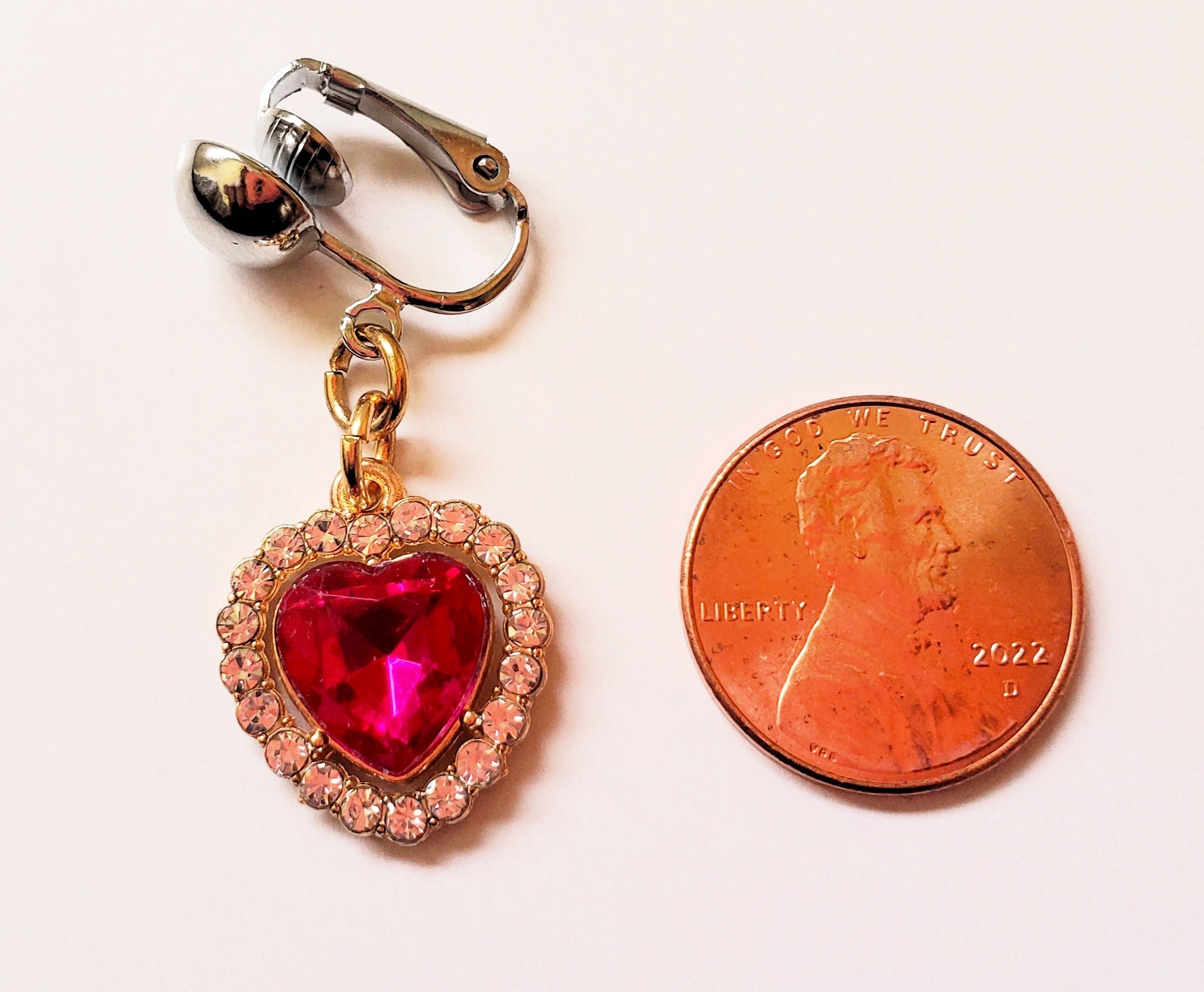 Clip On Heart Rhinestone Pussy Jewelry Four Colors