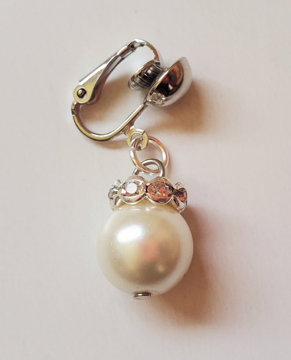 Ivys Intimates Elegant Clip On Pearl Clit Jewelry White