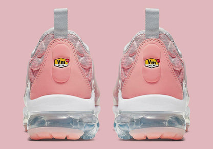 Nike Air VaporMax Plus &