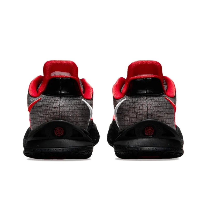 Nike Kyrie Low 4 &