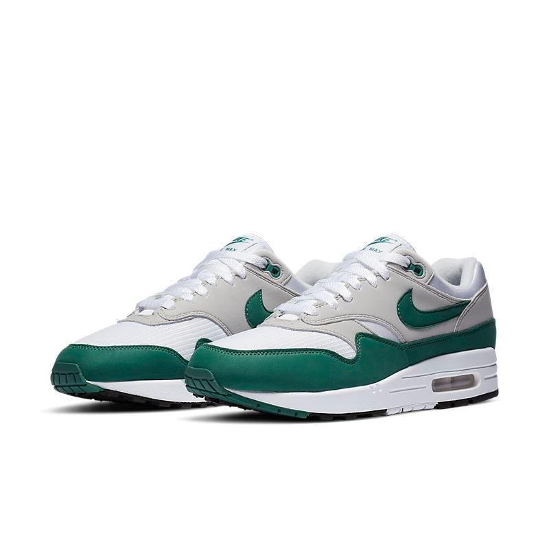Nike Air Max 87 &