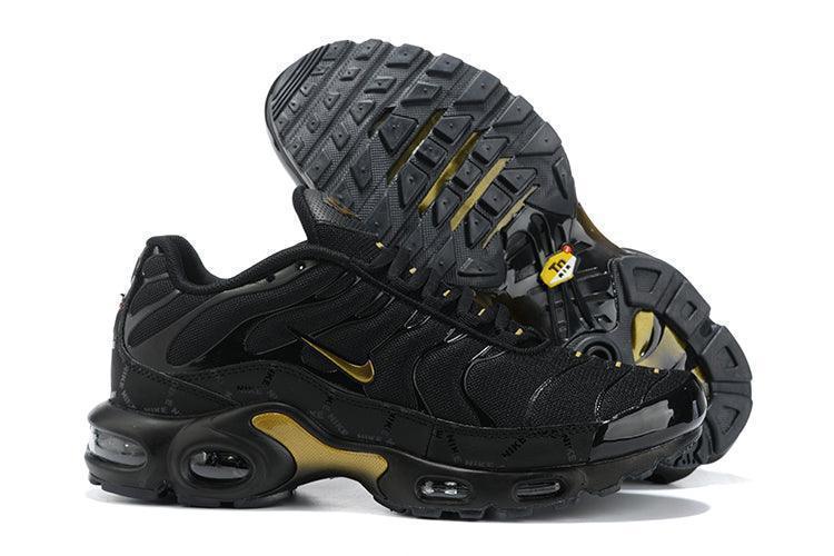 Nike Air Max Plus &