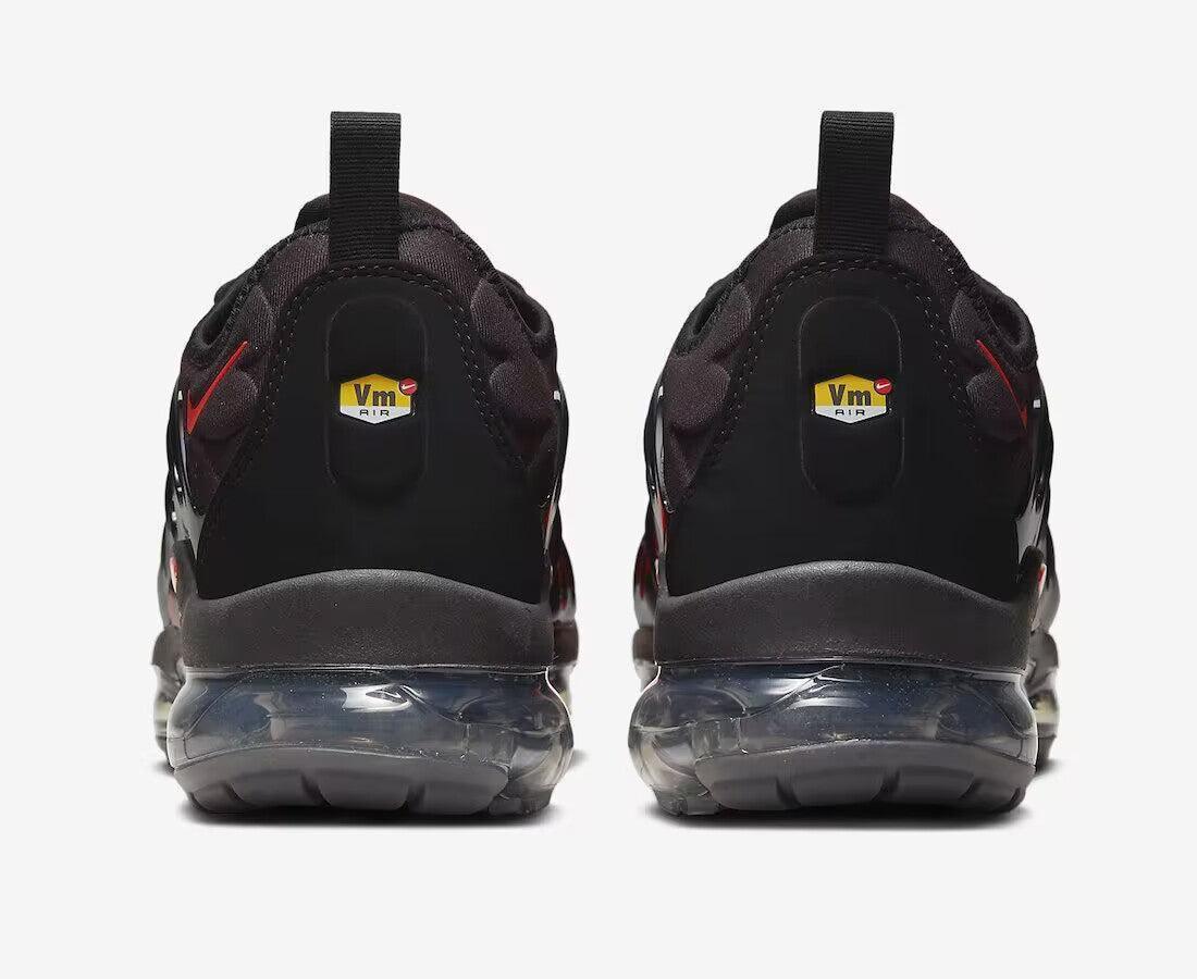 Nike Air VaporMax Plus &