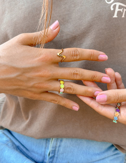 Wavy Cross Ring