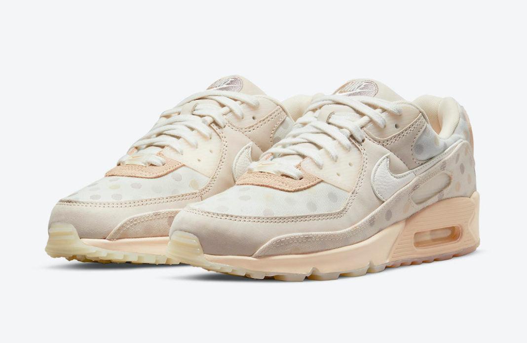 Nike Air Max 90 &
