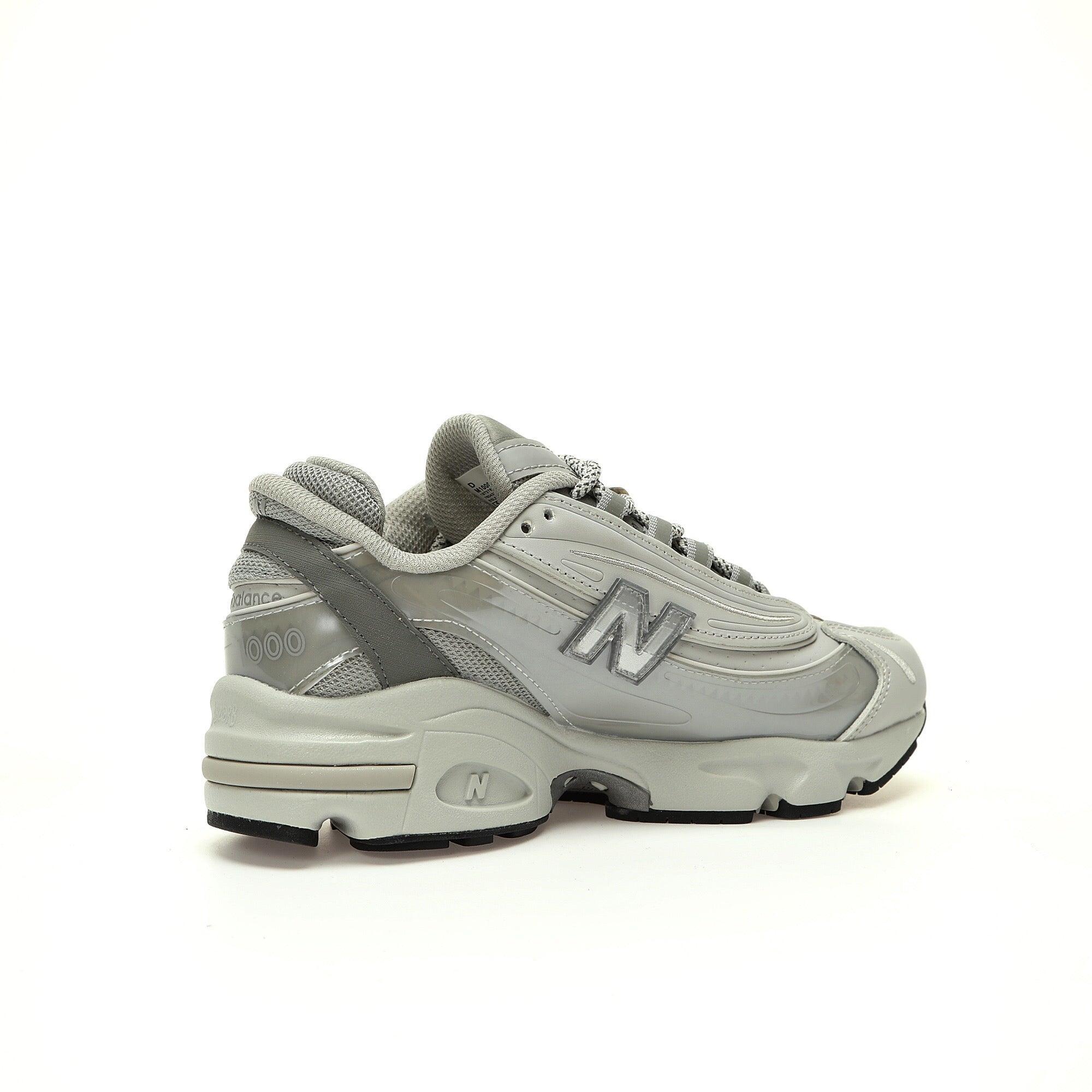 New Balance 1000 &