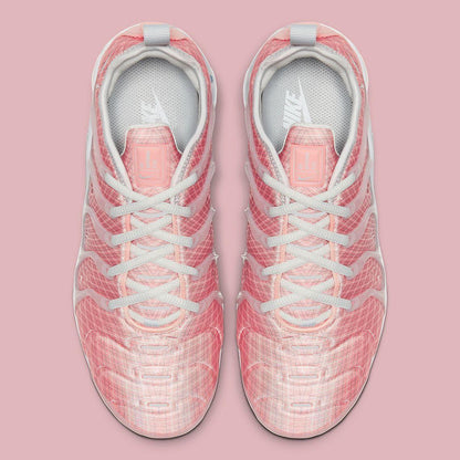Nike Air VaporMax Plus &