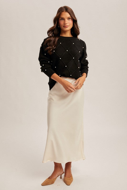 Pearl Detailed Sweater: Black