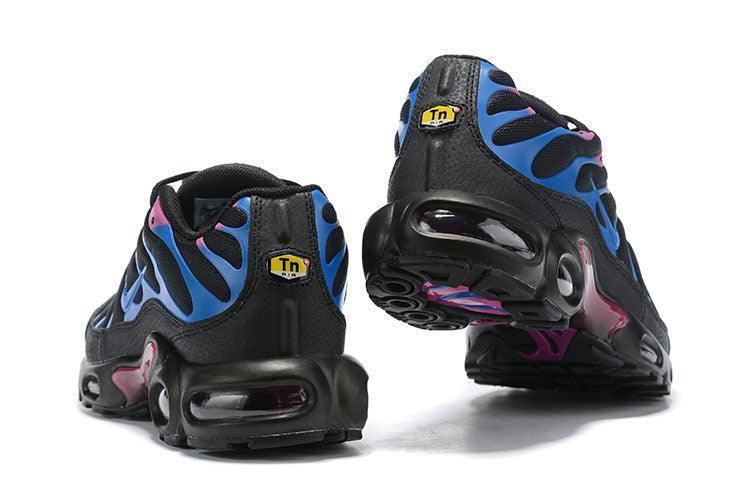 Nike Air Max Plus &