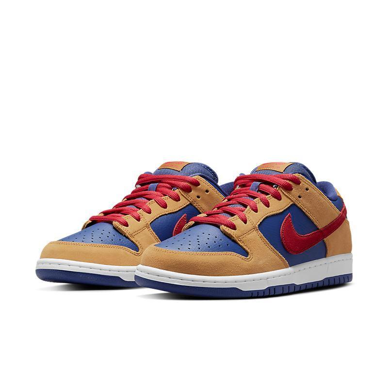 Nike SB Dunk Low &