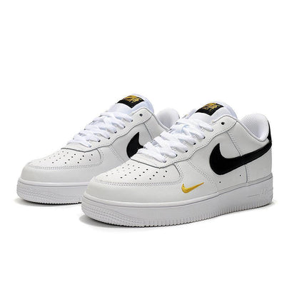 Nike Air Force 1 &