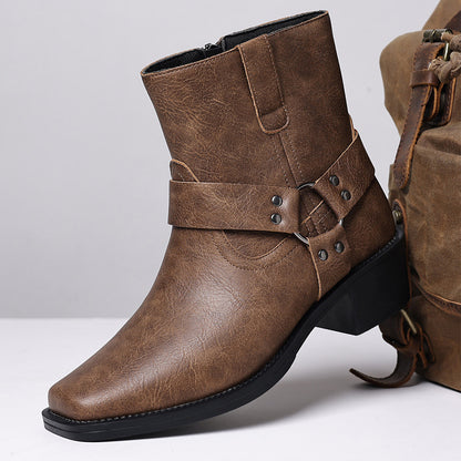 High-top, chunky-heeled leather boots, fashionable men&