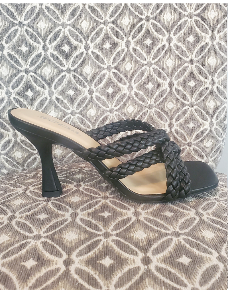 Kellan Sandal